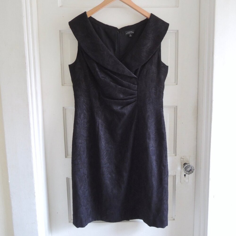 Tahari Arthur S. Levine Black Ruched Sheath Cocktail Dress 10